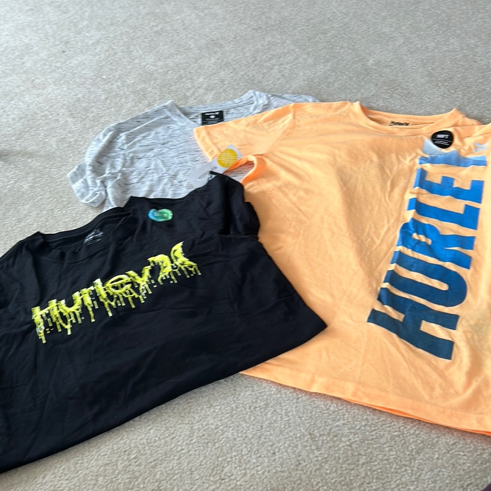 Hurley bundle of three T-shirts, size large boys